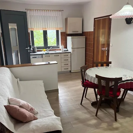 Elena Relax For 4, Hike And Bike