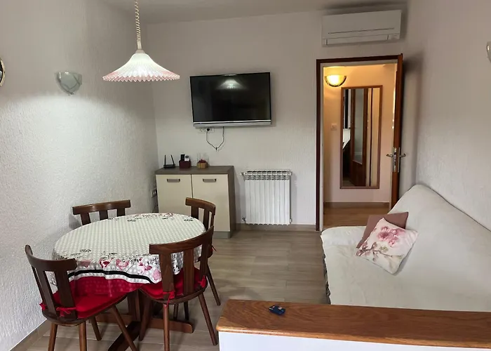 Elena Relax For 4, Hike And Bike Appartement *