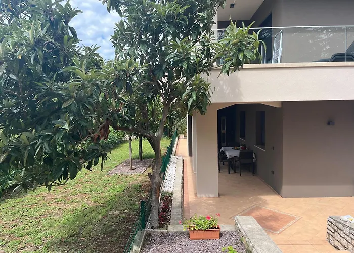 Elena Relax For 4, Hike And Bike *