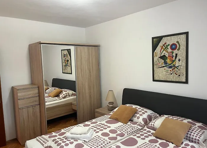 Elena Relax For 4, Hike And Bike * Rabac